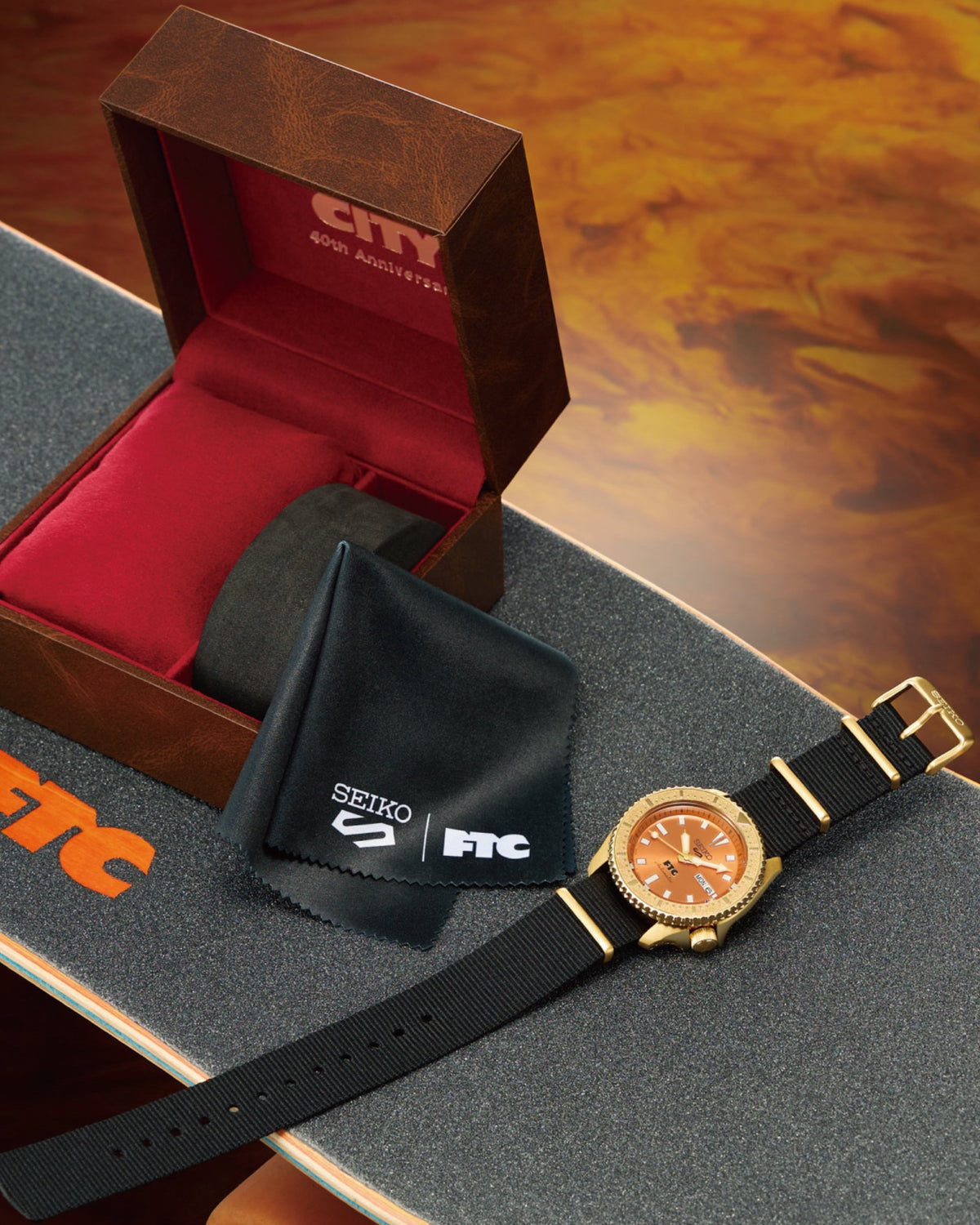 SEIKO X FTC 5 SPORT SKX SERIES (ORANGE)